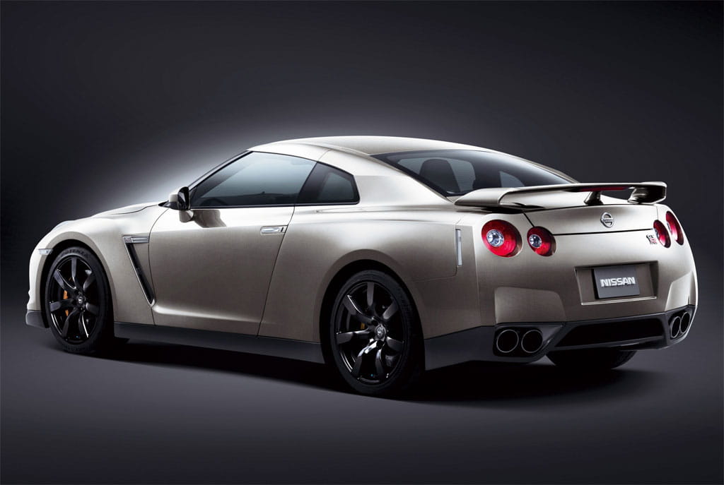 2010 Nissan gt-r spec v #8