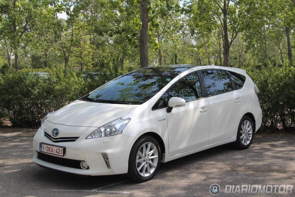 prueba toyota prius plus #2