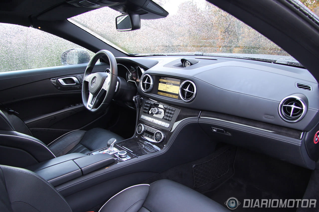 Mercedes sl interior #7