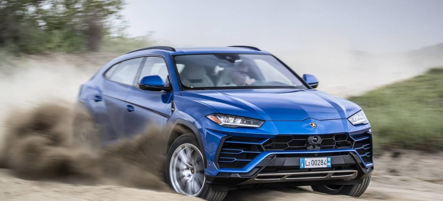 Nadie se atreverá a usarlo pero el Lamborghini Urus estrena paquete