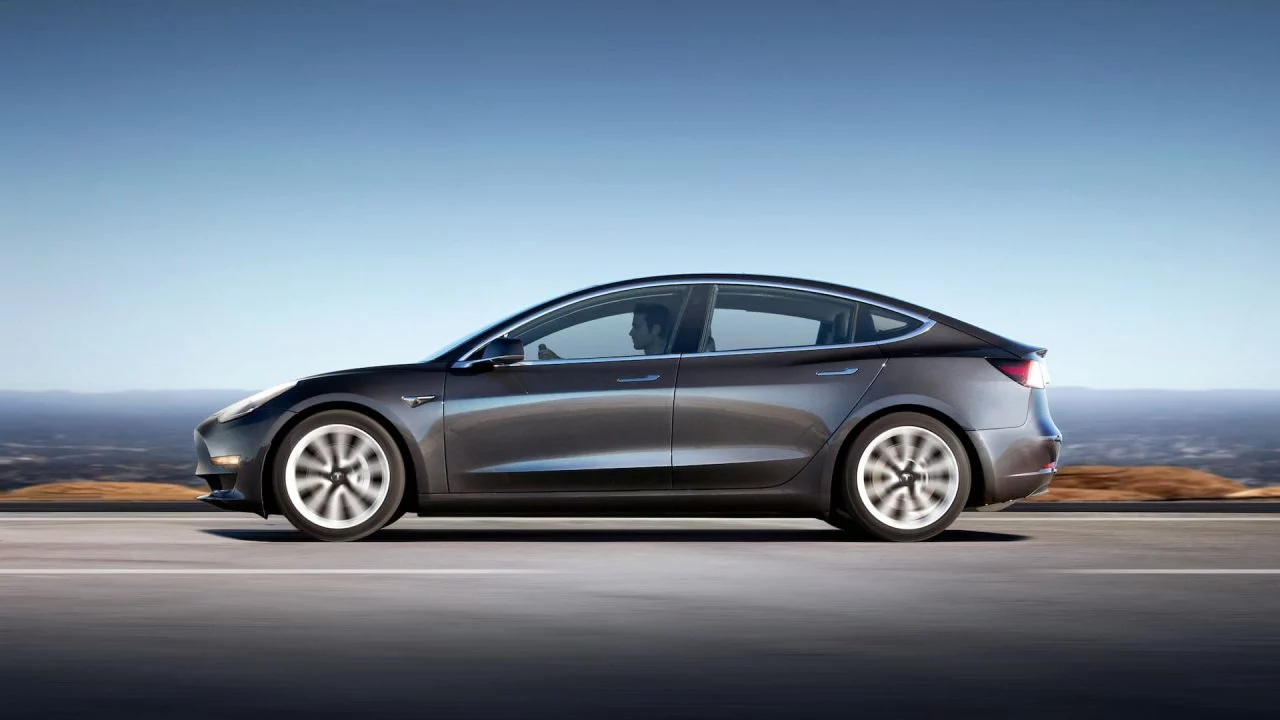 Tesla Model 3 13