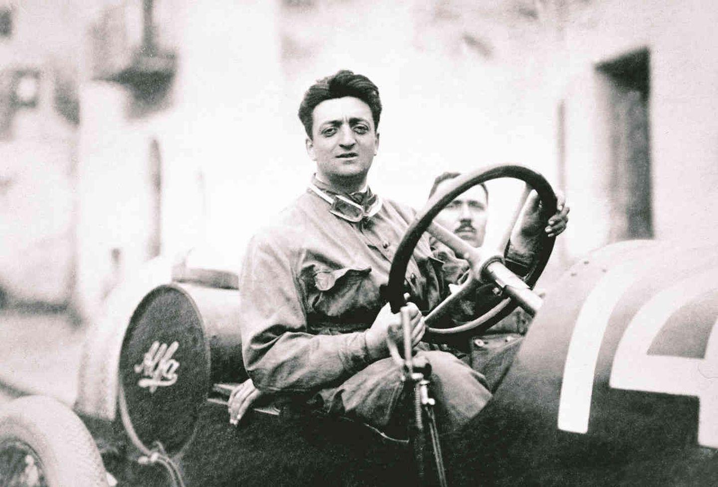 15 citas legendarias del polémico y genial Enzo Ferrari