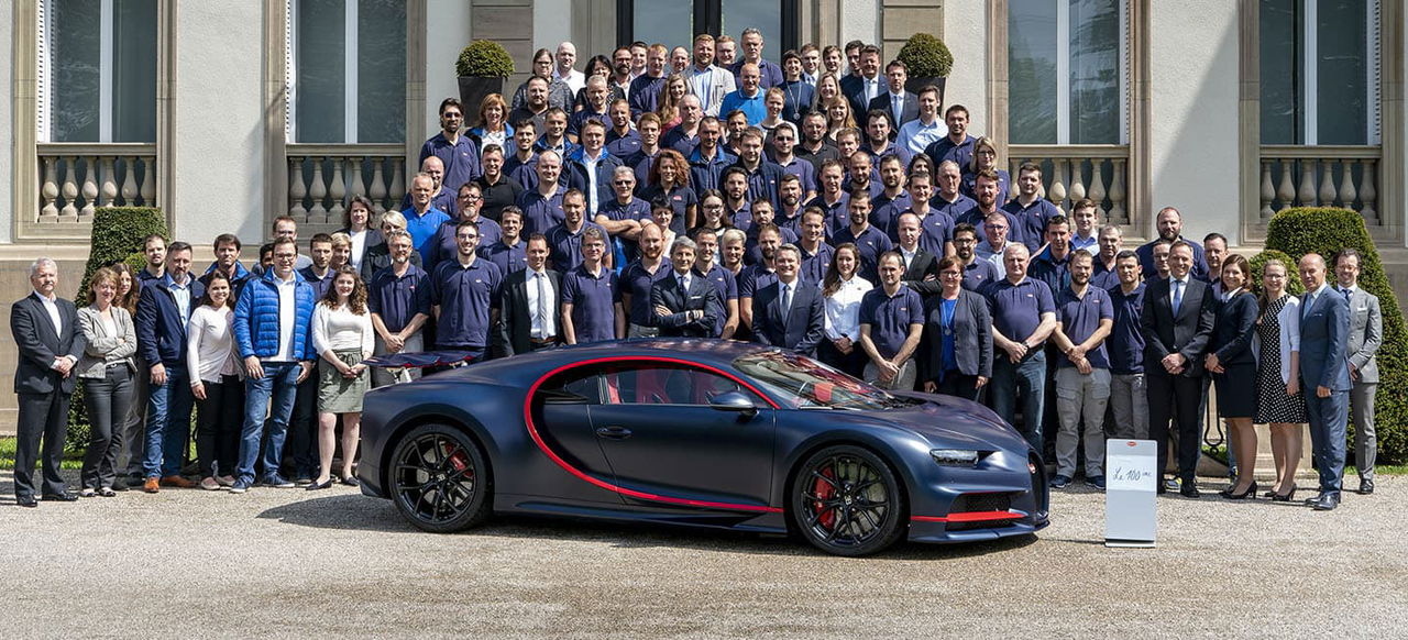 Bugatti Chiron 100