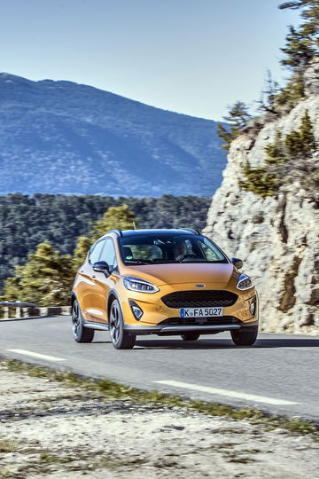 Ford Fiesta Active 2018 04