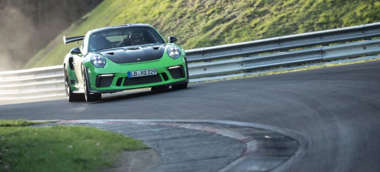 Porsche 911 Gt3 Rs Nurburgring Corvette Zr1