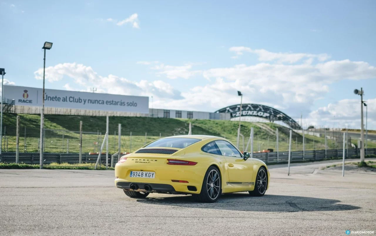 Porsche 911 Carrera 5 43