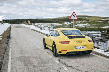 Porsche 911 Carrera 5 7