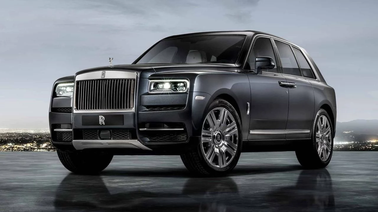 Rolls Royce Cullinan 0518 019