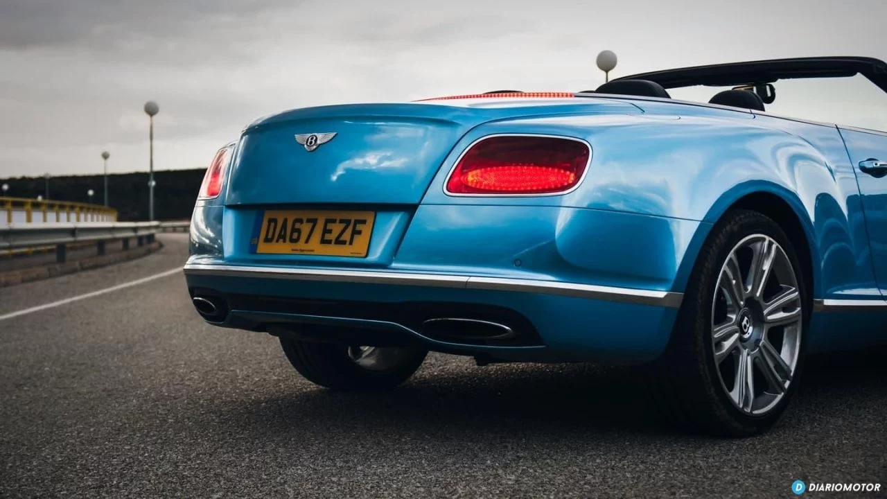 Bentley Continental Gt Convertible 0618 001 