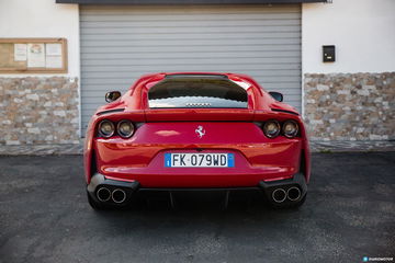 Ferrari 812 Superfast Exterior 00002