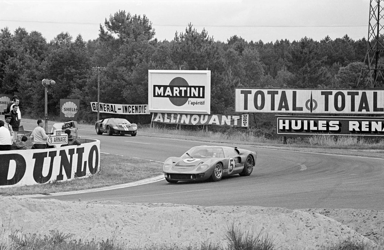 Ford Gt40 Subasta Le Mans 24