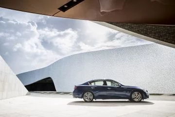 Infiniti Q50 Hibrido 14