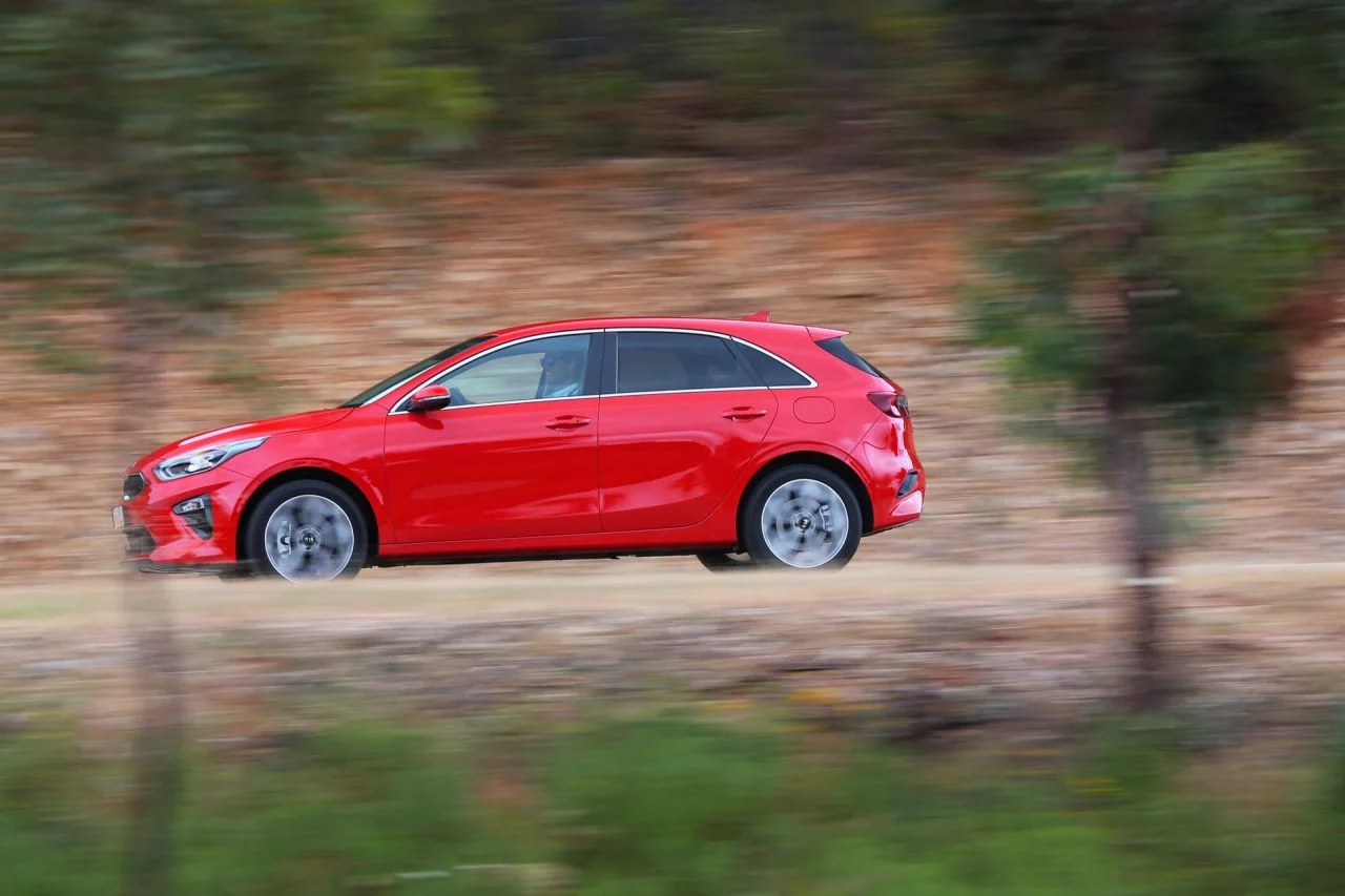 Kia Ceed 1 4 T Gdi 7 Dct Transmission 140hp Track Red 12