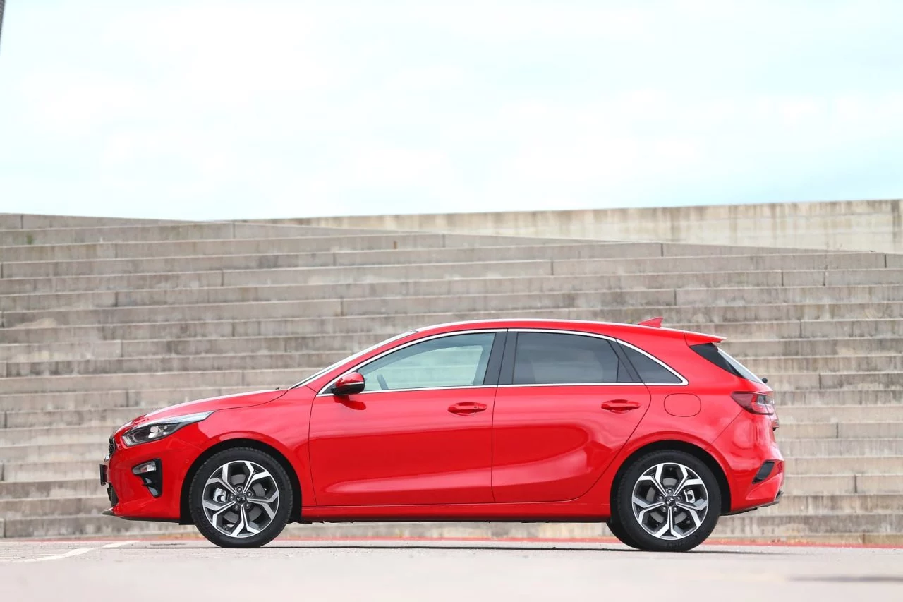 Kia Ceed 1 4 T Gdi 7 Dct Transmission 140hp Track Red 21