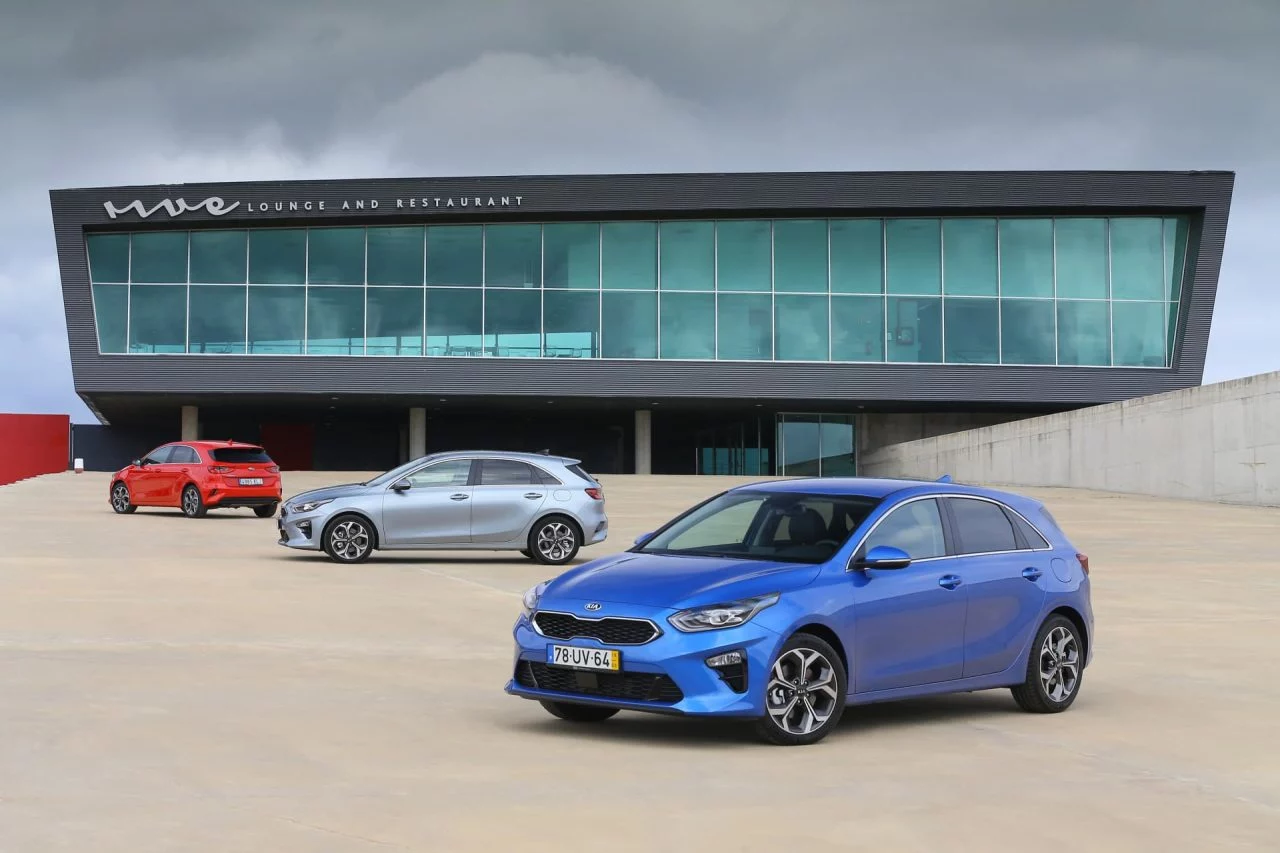 Kia Ceed Group Shot 3