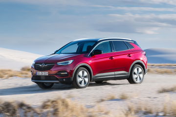 Opel Grandland X With Intelligrip