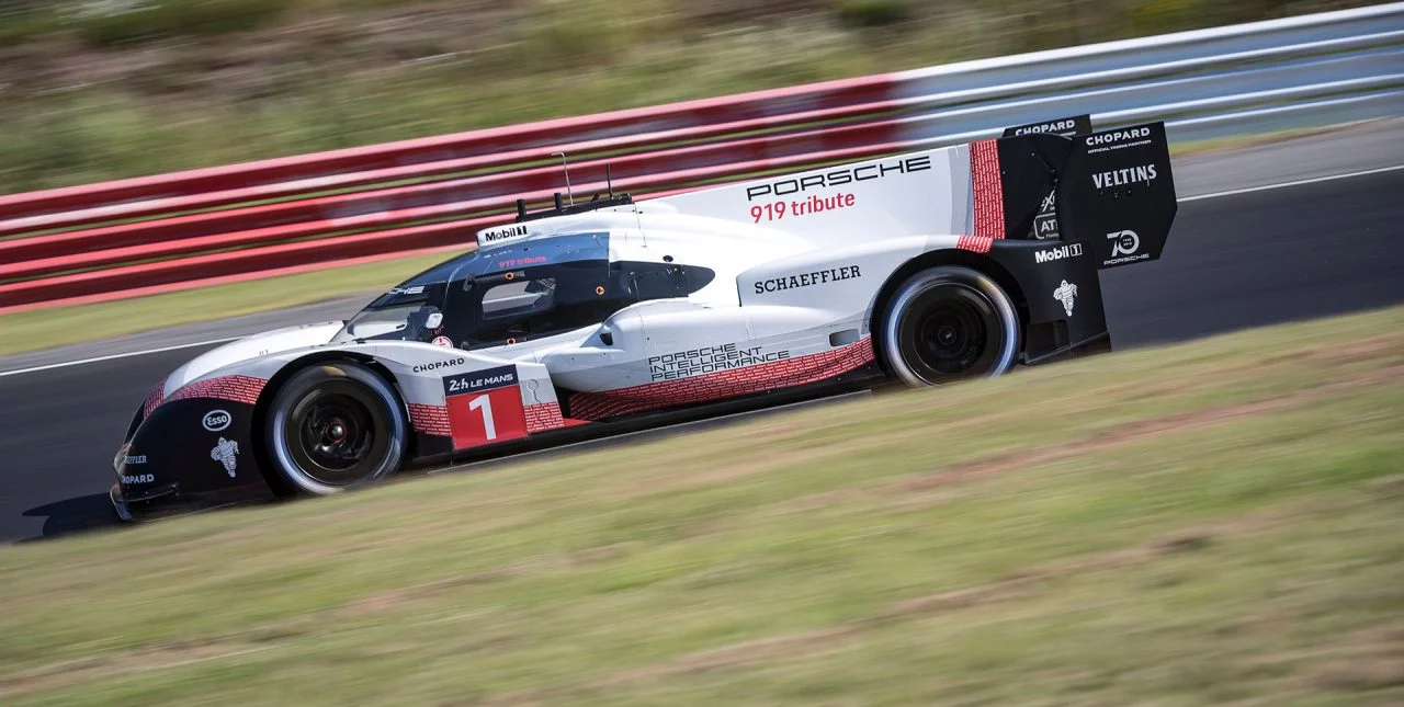 Porsche 919 Hybrid Evo Nurburgring 01