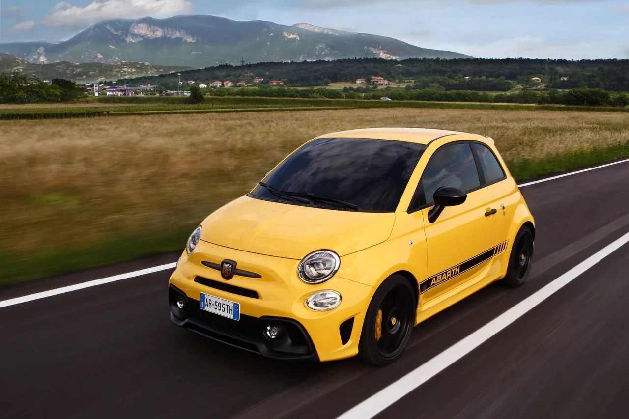 160607 Abarth 595 14