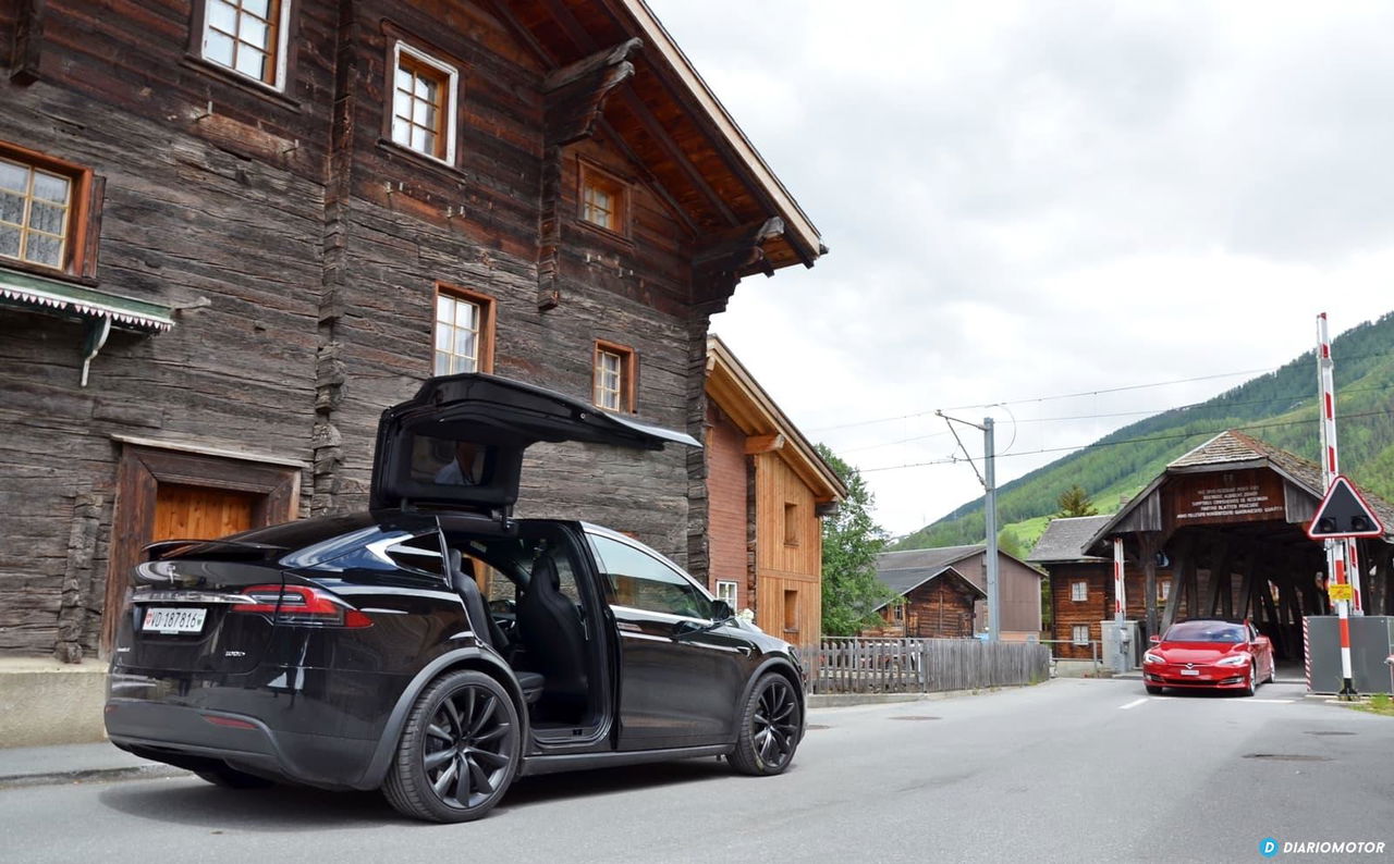 Tesla Gran Ruta Suiza 0718 033 