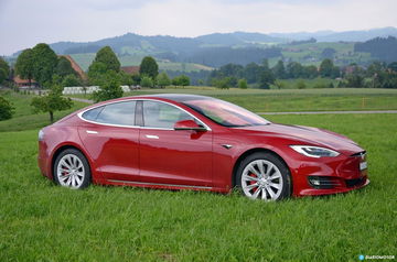 Tesla Gran Ruta Suiza 0718 037 