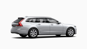 Volvo V90 Momentum 2