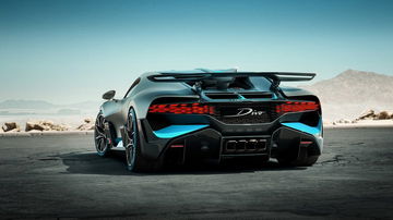 Bugatti Divo 0818 017