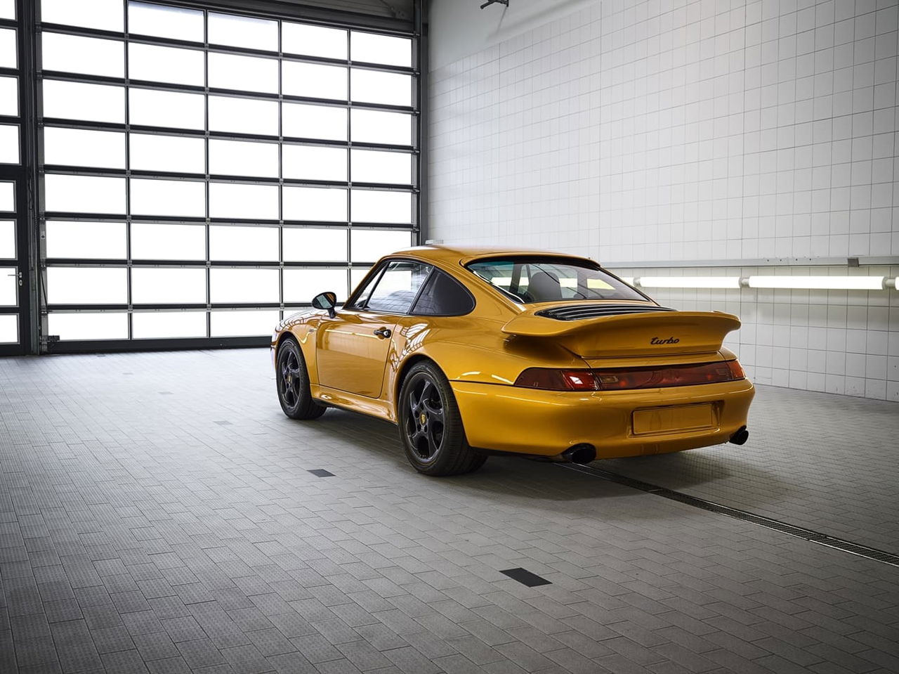 Porsche Project Gold 993 Turbo 0818 018