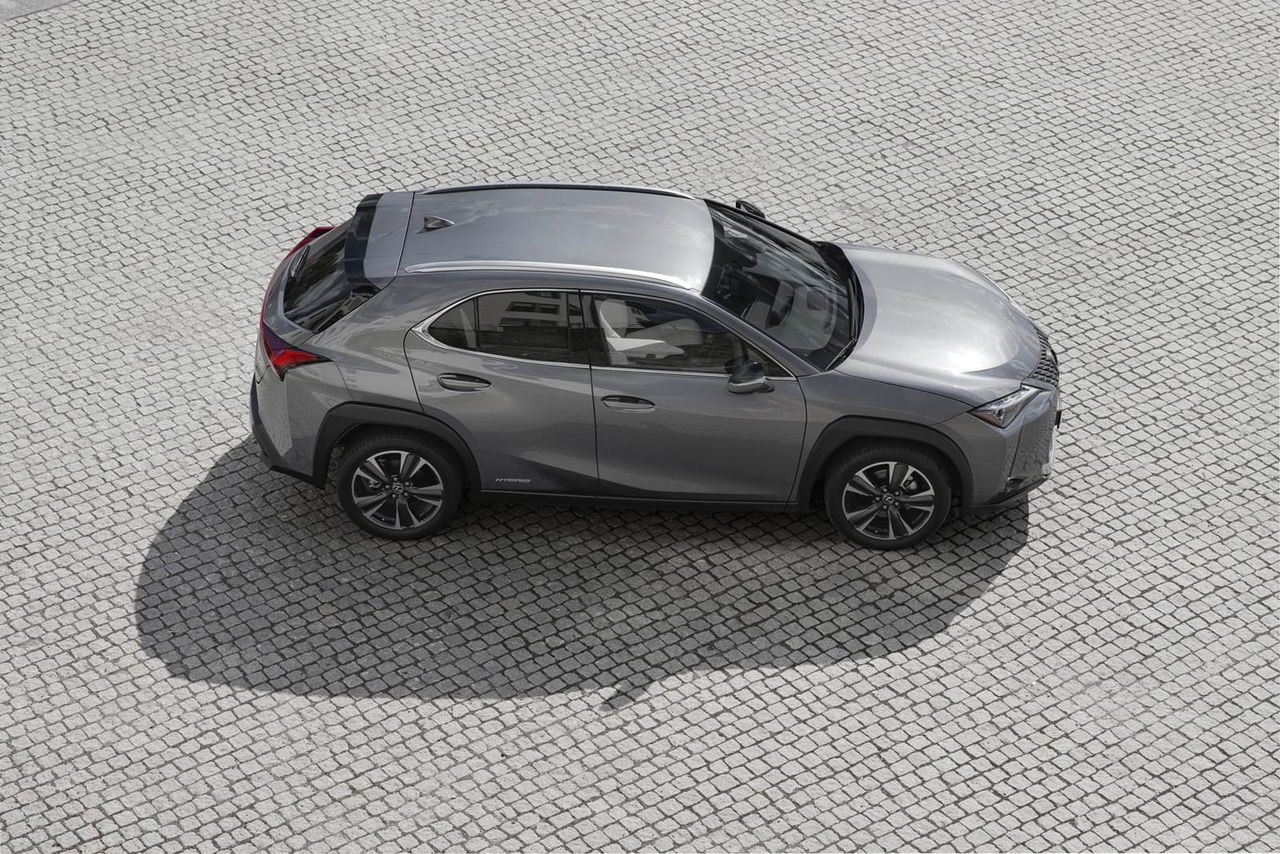 Lexus Ux 250h 0918 019