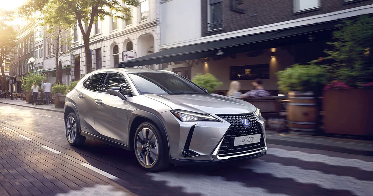 Lexus Ux 250h 0918 041