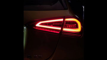 Mercedes Amg A 35 Teaser 3