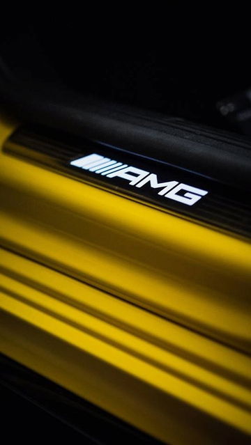 Mercedes Amg A 35 Teaser 4