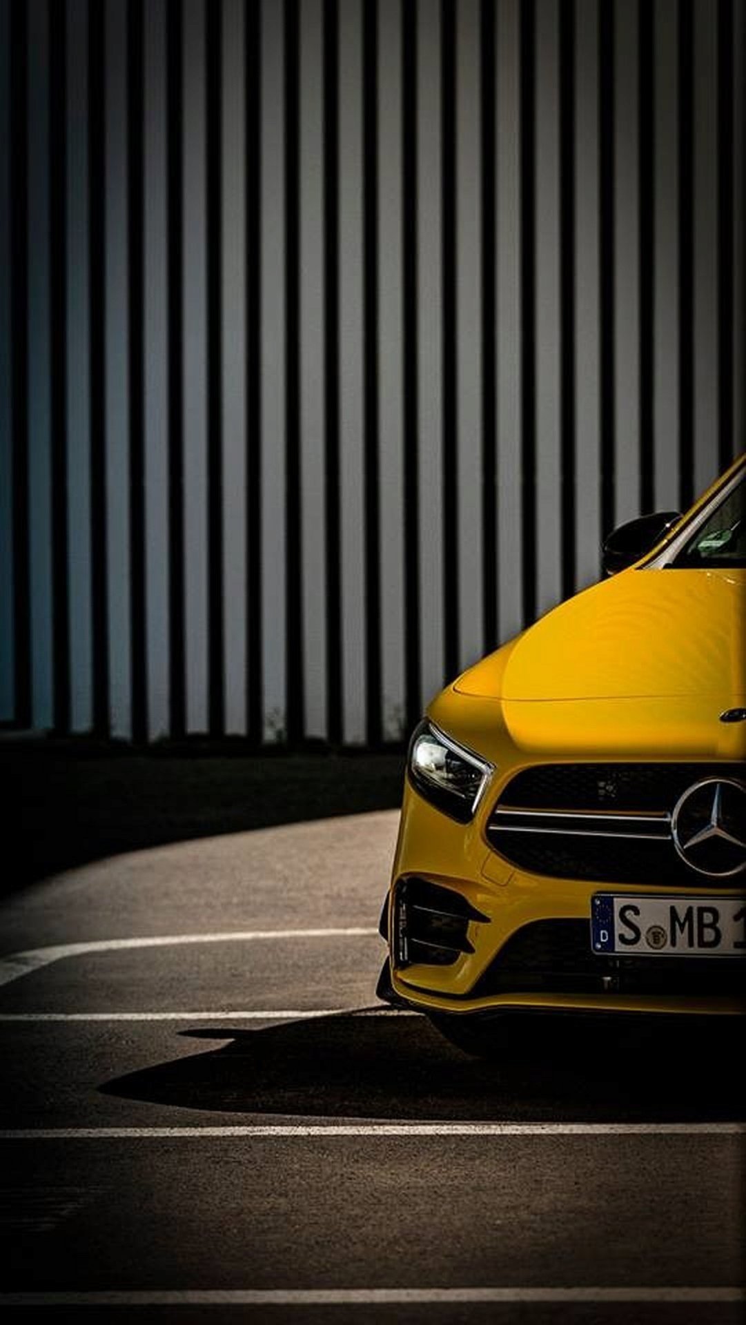 Mercedes Amg A 35 Teaser 6