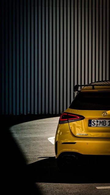 Mercedes Amg A 35 Teaser 7