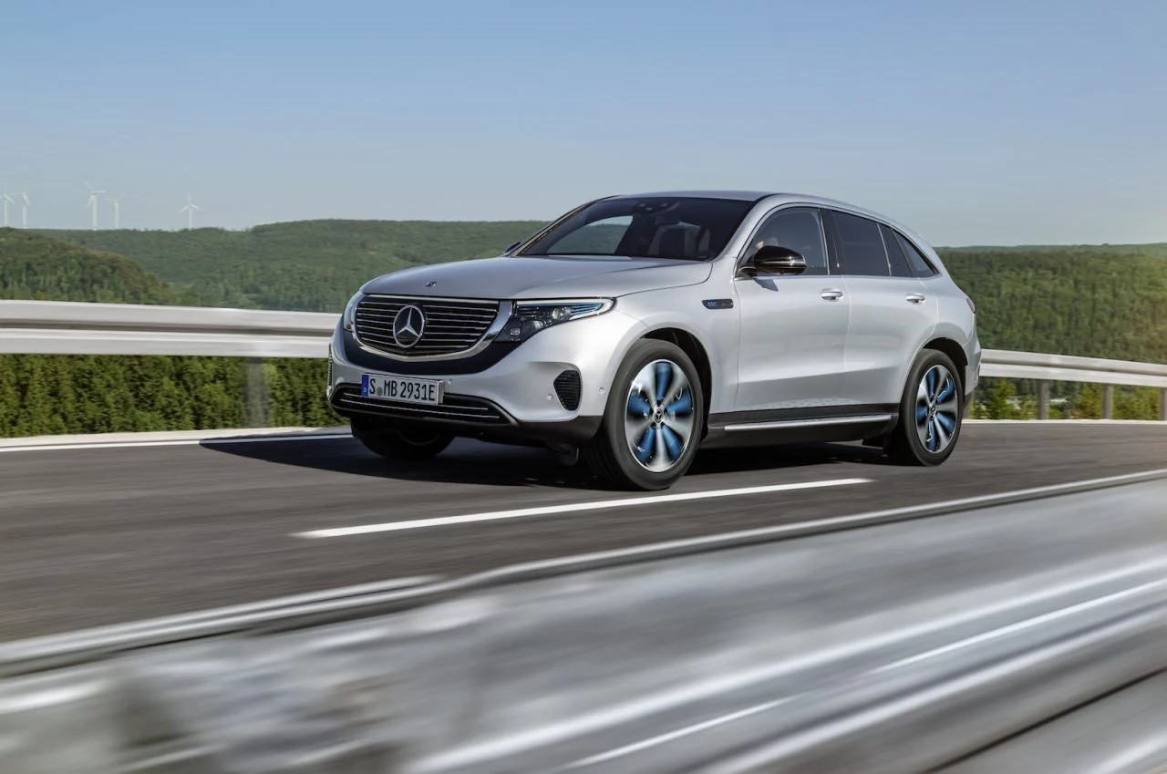 Der Neue Mercedes Benz Eqc Der Erste Mercedes Benz Der Produkt Und Technologiemarke Eq // The New Mercedes Benz Eqc The First Mercedes Benz Under The Product And Technology Brand Eq