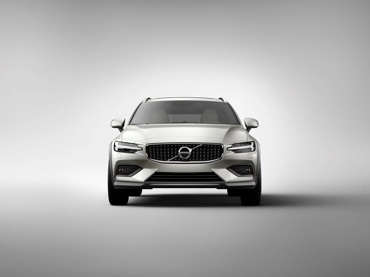 Volvo V60 Cross Country 2019 11