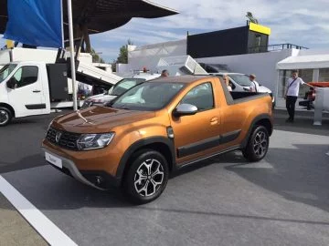 Dacia Duster Pick Up Romturingia 1018 001