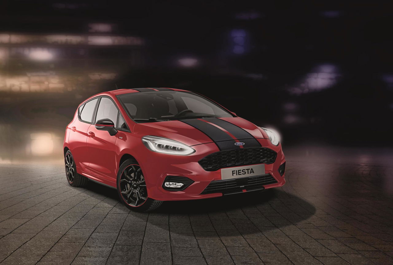 Ford Fiesta Red Black 01