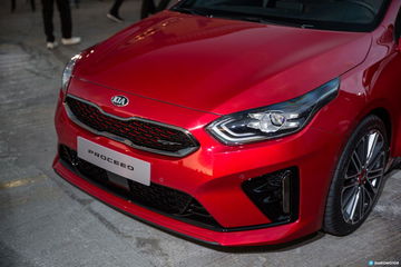 Kia Presentacion Proceed 4 