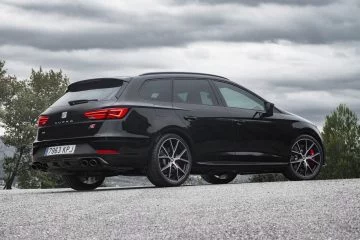 Seat Leon Cupra Black Edition 04