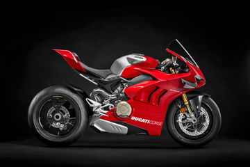 01 Ducati Panigale V4 R Uc69193 Mid