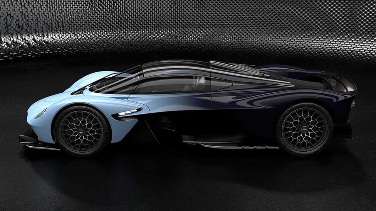 Aston Martin Valkyrie 1118 01