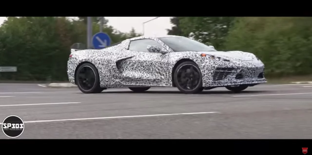 Chevrolet Corvette C8 Camuflado Video 2