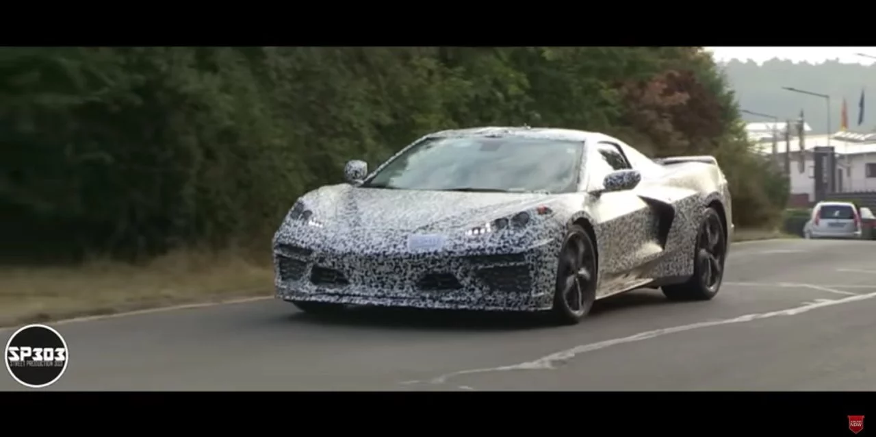 Chevrolet Corvette C8 Camuflado Video 4