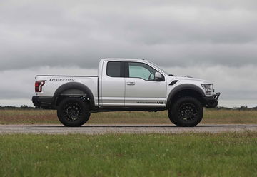 Hennessey Velociraptor V8 8