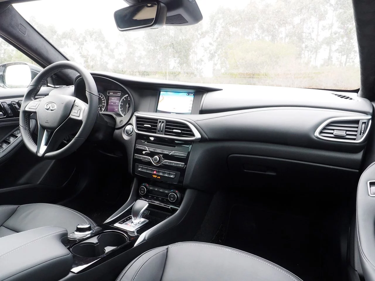 Infiniti Qx30 Interior 00002