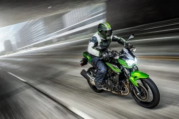 Moto Kawasaki Z400 Dm 1