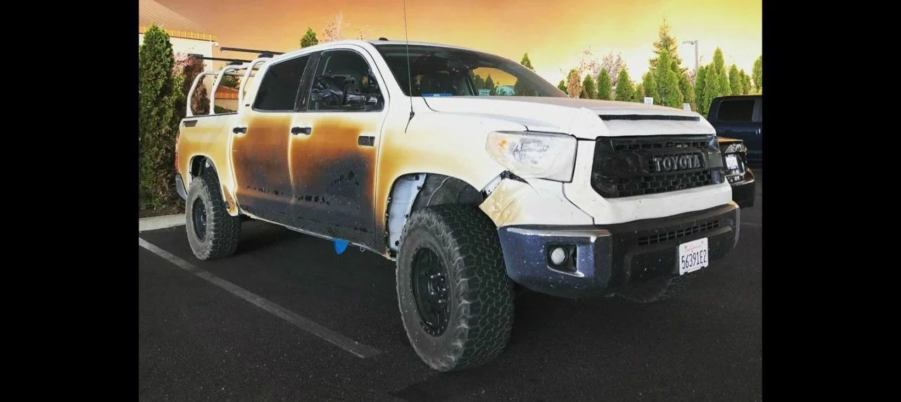 Toyota Tundra Incendio