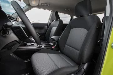 Confortables asientos y diseño ergonómico caracterizan al Kia e-Soul.