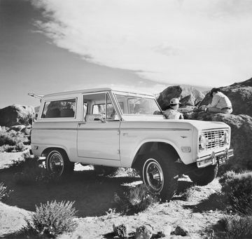 Ford Bronco 1966 1977 02