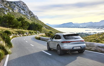 Porsche Macan S 2019 02